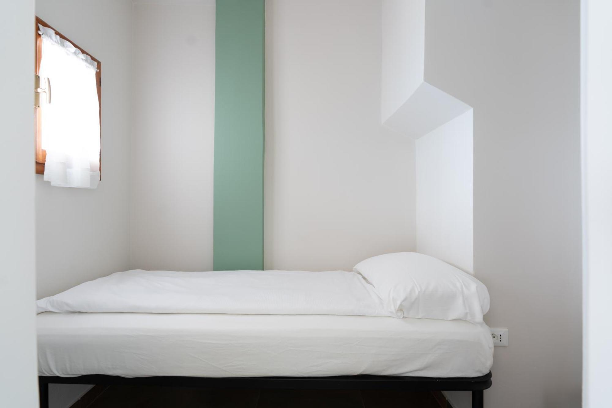 טיניאלה Hotel Forbisicle מראה חיצוני תמונה